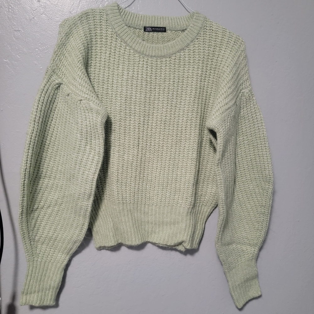 ZARA Cozy Knit Sweater in Light Green